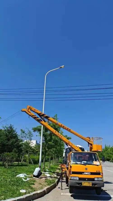 工程路灯2